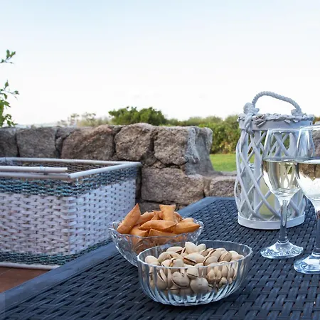Casa Con Veranda Privata , Vicino A Porto Cervo, A 2 Minuti A Piedi Dal Mare * Cannigione