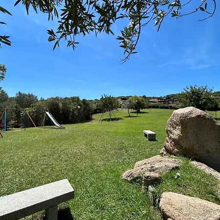 Casa Con Veranda Privata , Vicino A Porto Cervo, A 2 Minuti A Piedi Dal Mare